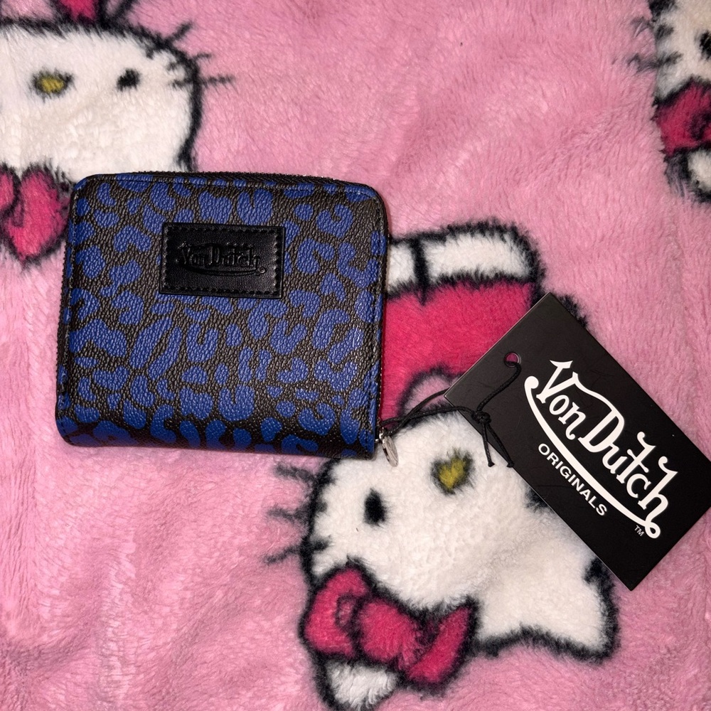 Von Dutch Blue and Black Leopard Zip Wallet